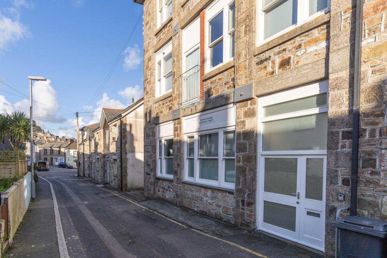 Stunning Views Over Mounts Bay With Balcony Penzance Bagian luar foto